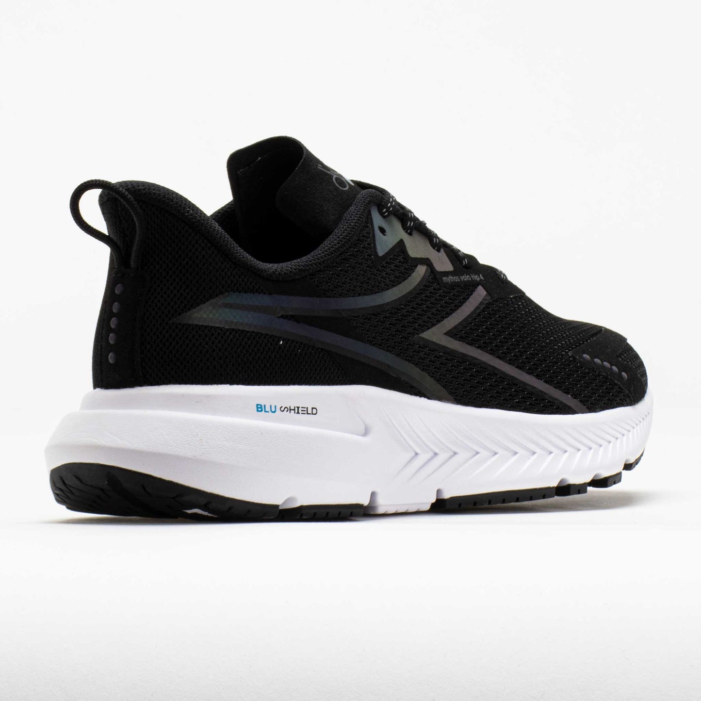 Diadora Mythos Blushield Volo 4 Hip Men's Black/White