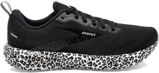 Women's Brooks Revel 6, White/Black/Alloy, 9 B Medium